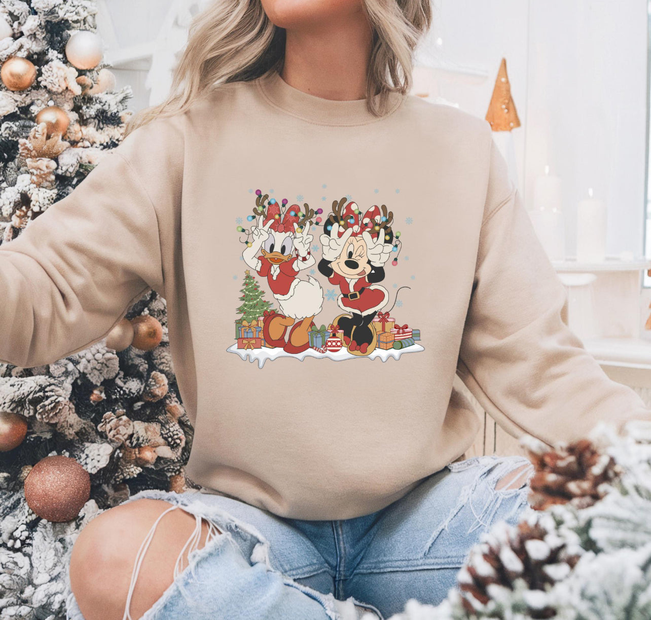 Daisy & Minnie Christmas Sweater